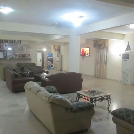 Tiffany Hotel And Towers Imogwu-Agwa Екстер'єр фото