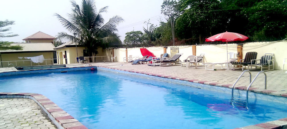 Tiffany Hotel And Towers Imogwu-Agwa Екстер'єр фото